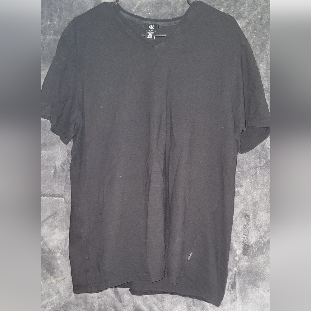 Calvin Klein Men's Charcoal TeeCalvin Klein V-Neck Short Sleeve Shirt (Men’s Siz